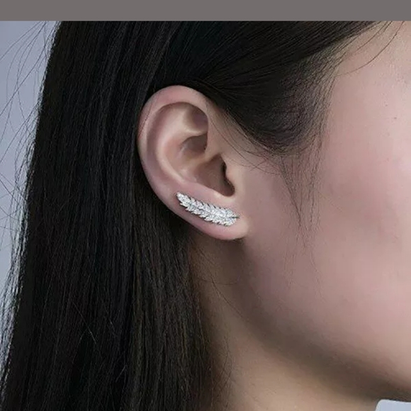 Fashion feather stud earrings - Picture 3 of 8